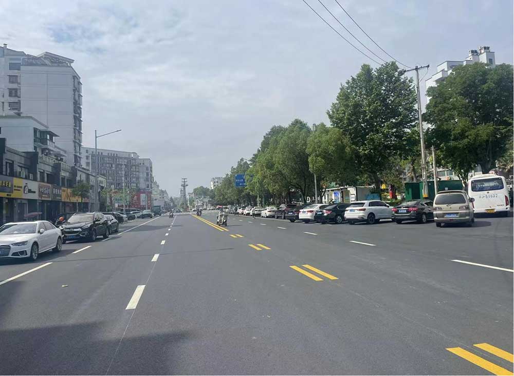 完善基礎(chǔ)設(shè)施提升改造，確保人民群眾出行安全